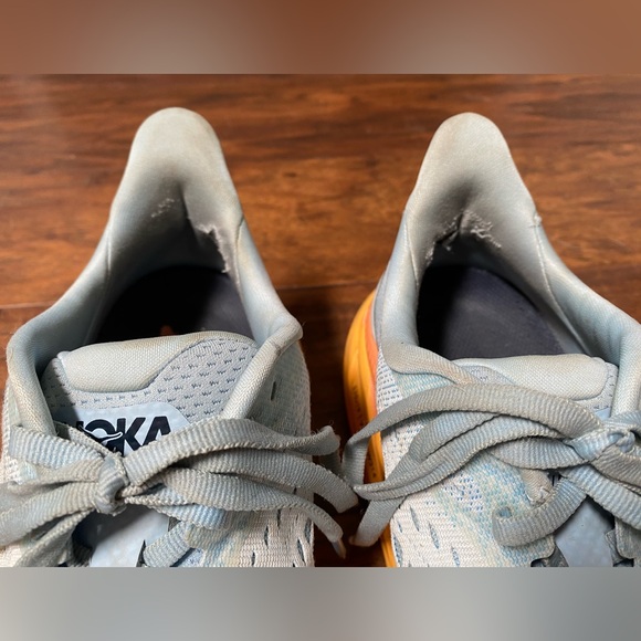 SOLD! Hoka Clifton 8 - Picture 3 of 5